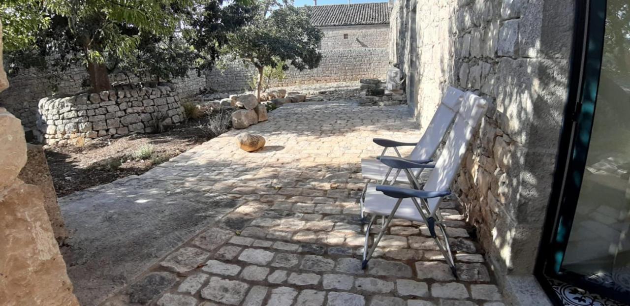Agriturismo Fondo Paliemmu B&B Módica Exterior foto