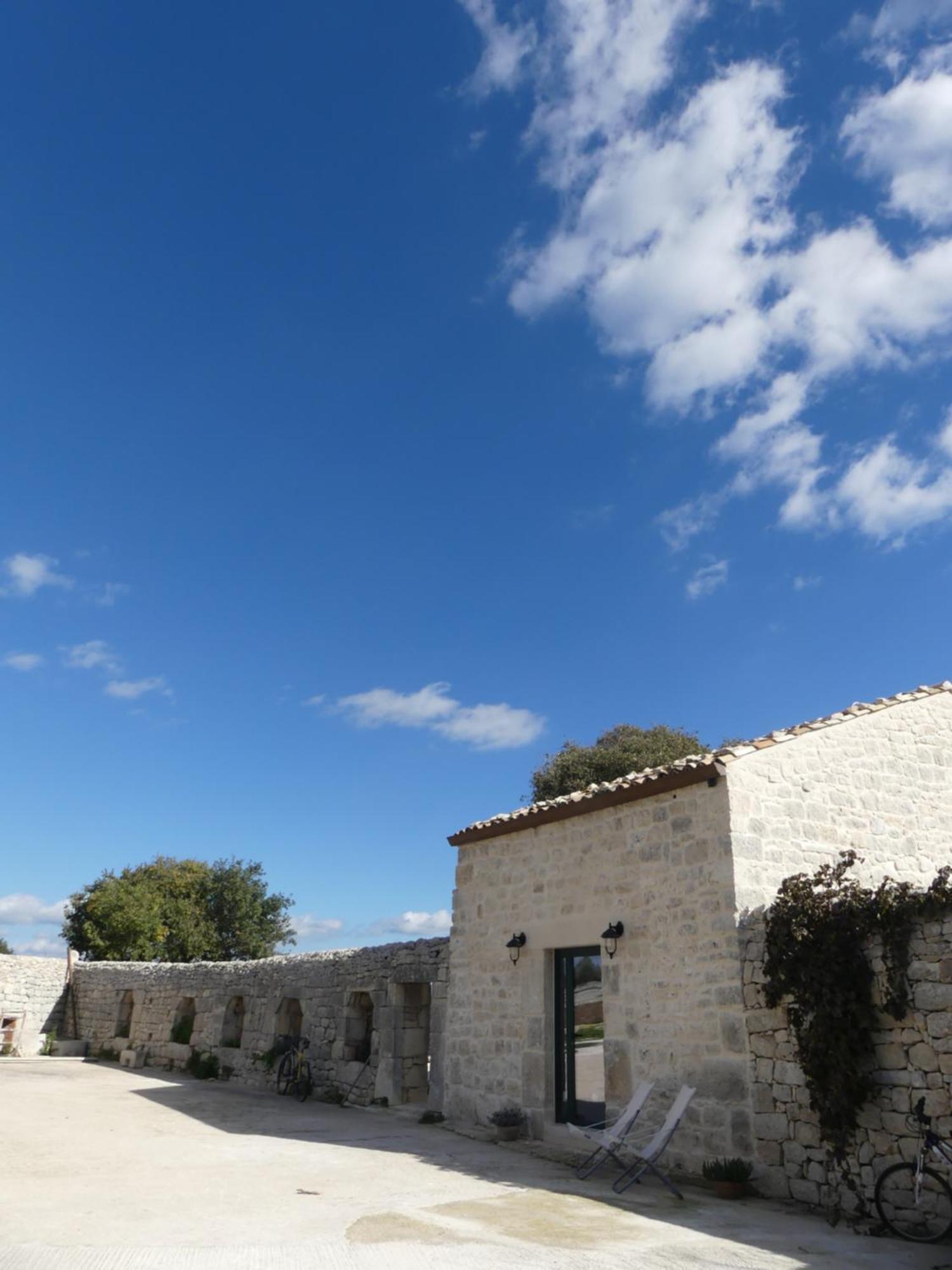 Agriturismo Fondo Paliemmu B&B Módica Exterior foto